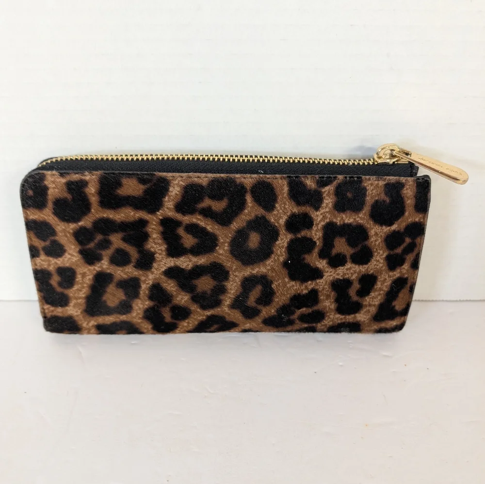 Michael Kors Wallet Animal Print Brown Leopard Print Zipper Closure